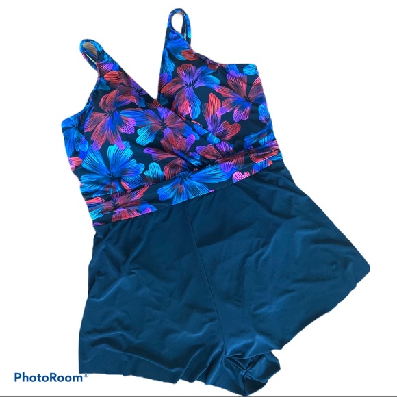 One Piece Swimsuit Sz 22W - Picture 1 of 8